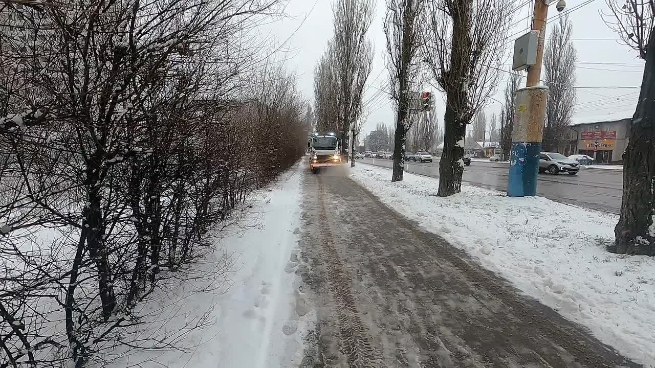 Сергей Петрин: Первые сутки отработали комбинаты благоустройства после выпавшего снега