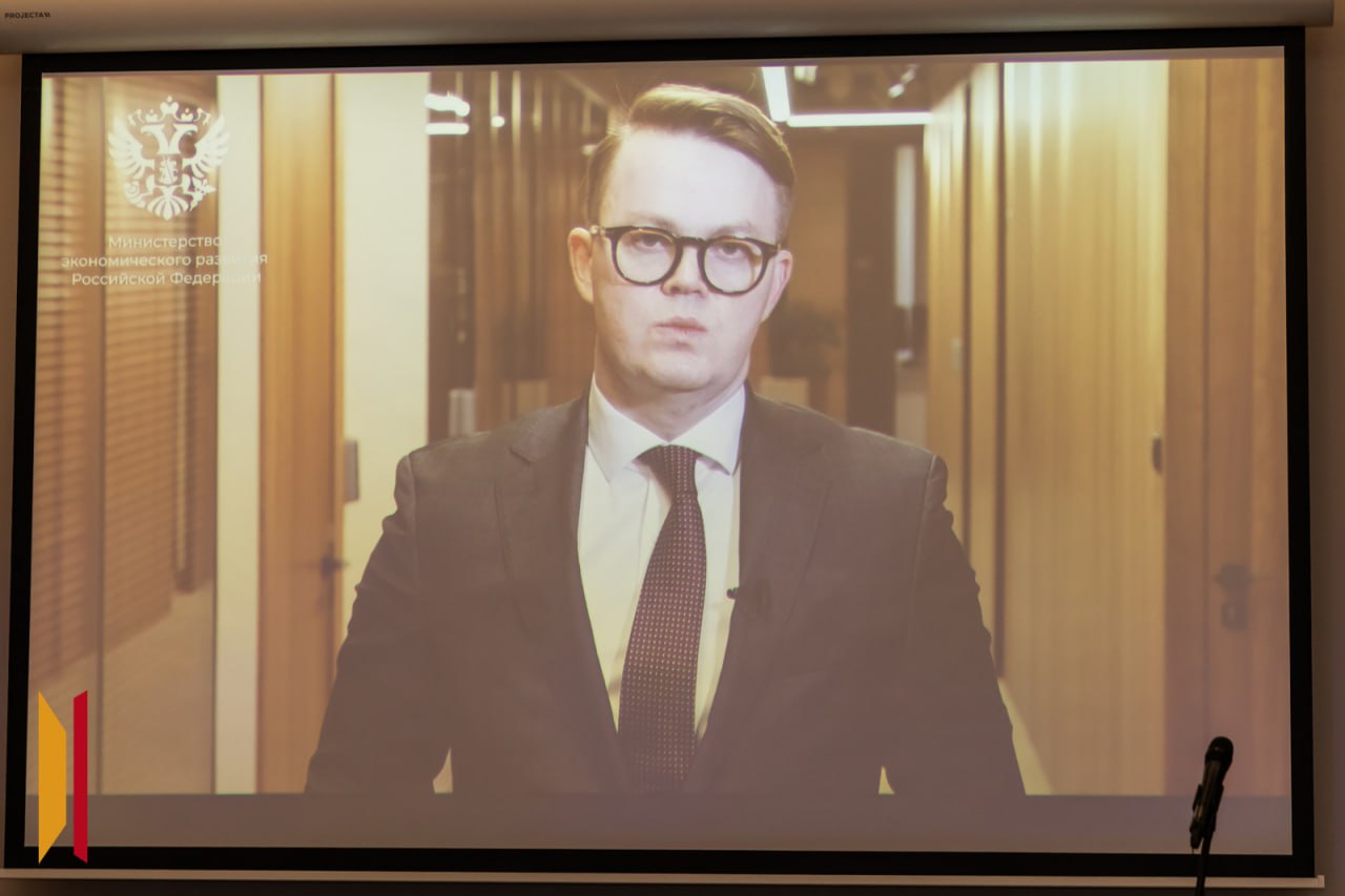 «Без вас сложно представить нашу жизнь»: воронежский губернатор поздравил МФЦ с 15-летием «Без вас сложно представить нашу жизнь»: воронежский губернатор поздравил МФЦ с 15-летием