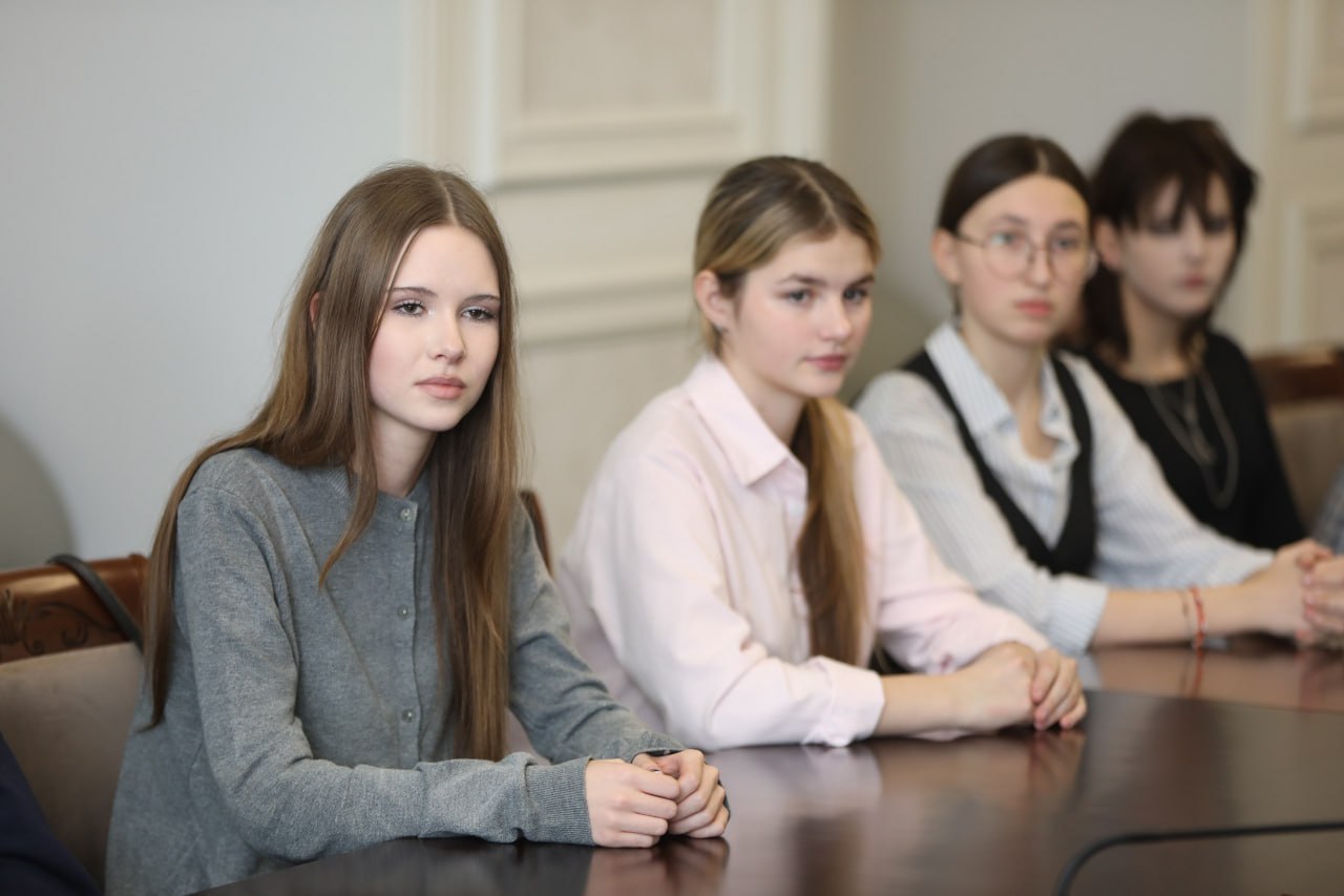 В управлении экологии состоялась встреча с Детским общественным советом по туризму В управлении экологии состоялась встреча с Детским общественным советом по туризму