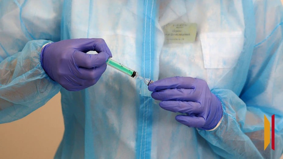 Одноклассники мальчика, заболевшего гепатитом, будут под наблюдением санитарных врачей больше месяца