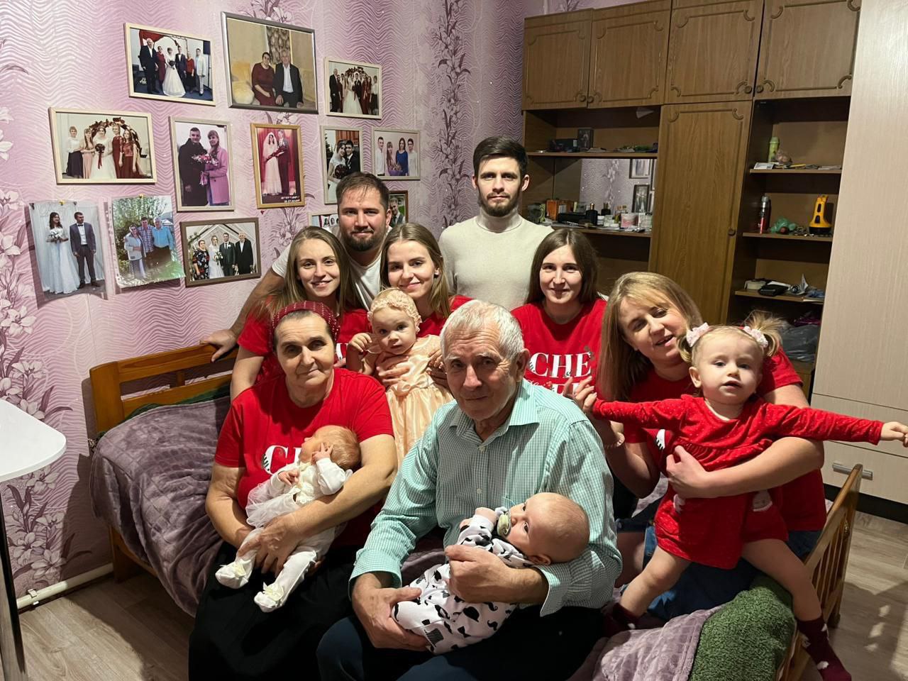 «Когда поженились, я была тихой, а муж шустрым»: как живут воронежские супруги Посикуновы, получившие орден «Родительская слава» «Когда поженились, я была тихой, а муж шустрым»: как живут воронежские супруги Посикуновы, получившие орден «Родительская слава»