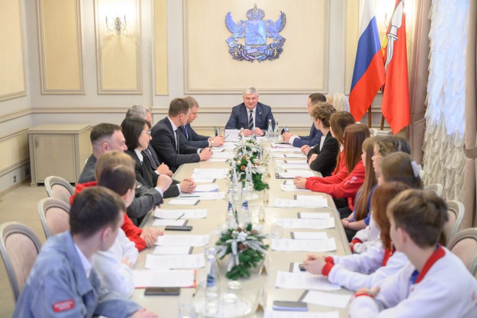 ���������� � ���������� ��������� �������: �������� ������ � � �������� ������