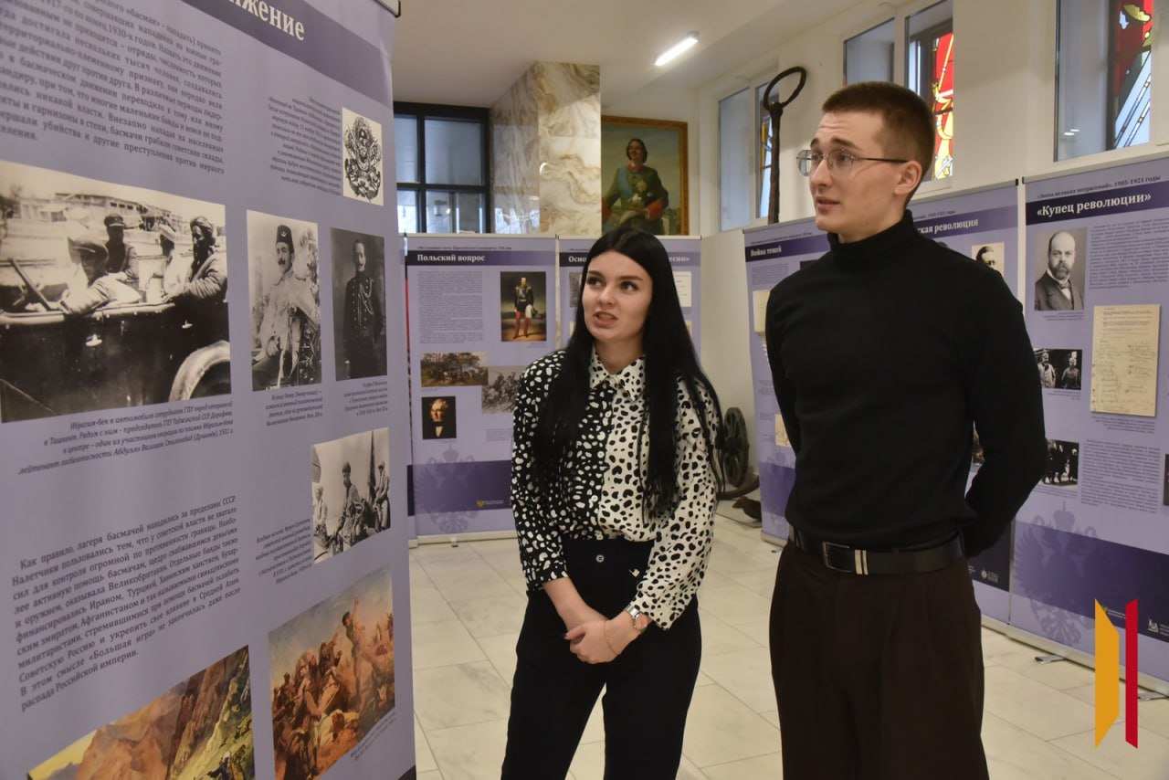 В Воронеже открылась выставка об истории защиты суверенитета России В Воронеже открылась выставка об истории защиты суверенитета России