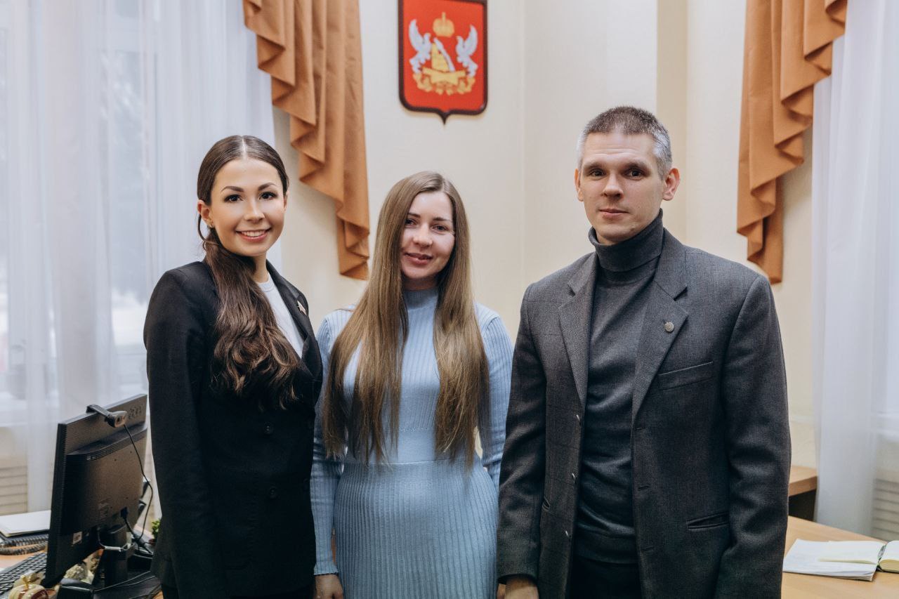 Большое спасибо всем, кто приходит на мои личные приемы! Каждая встреча — это настоящий подарок доверия, которое я очень ценю Большое спасибо всем, кто приходит на мои личные приемы! Каждая встреча — это настоящий подарок доверия, которое я очень ценю