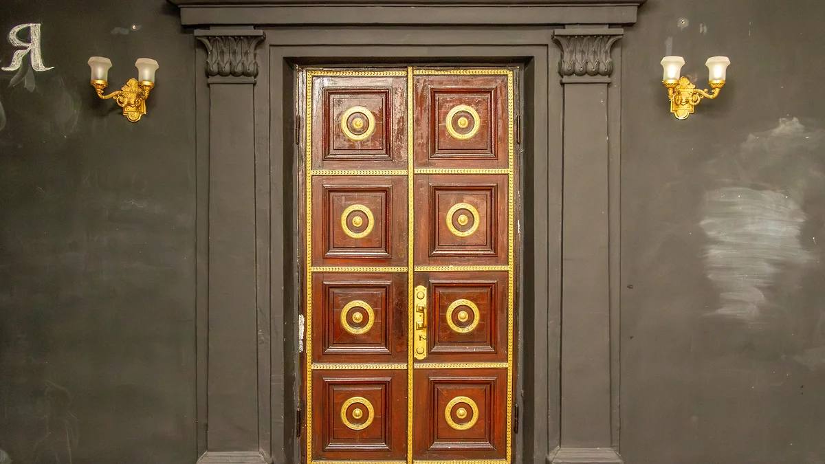 Каким запомнится Дом офицеров в Воронеже до реставрации Каким запомнится Дом офицеров в Воронеже до реставрации