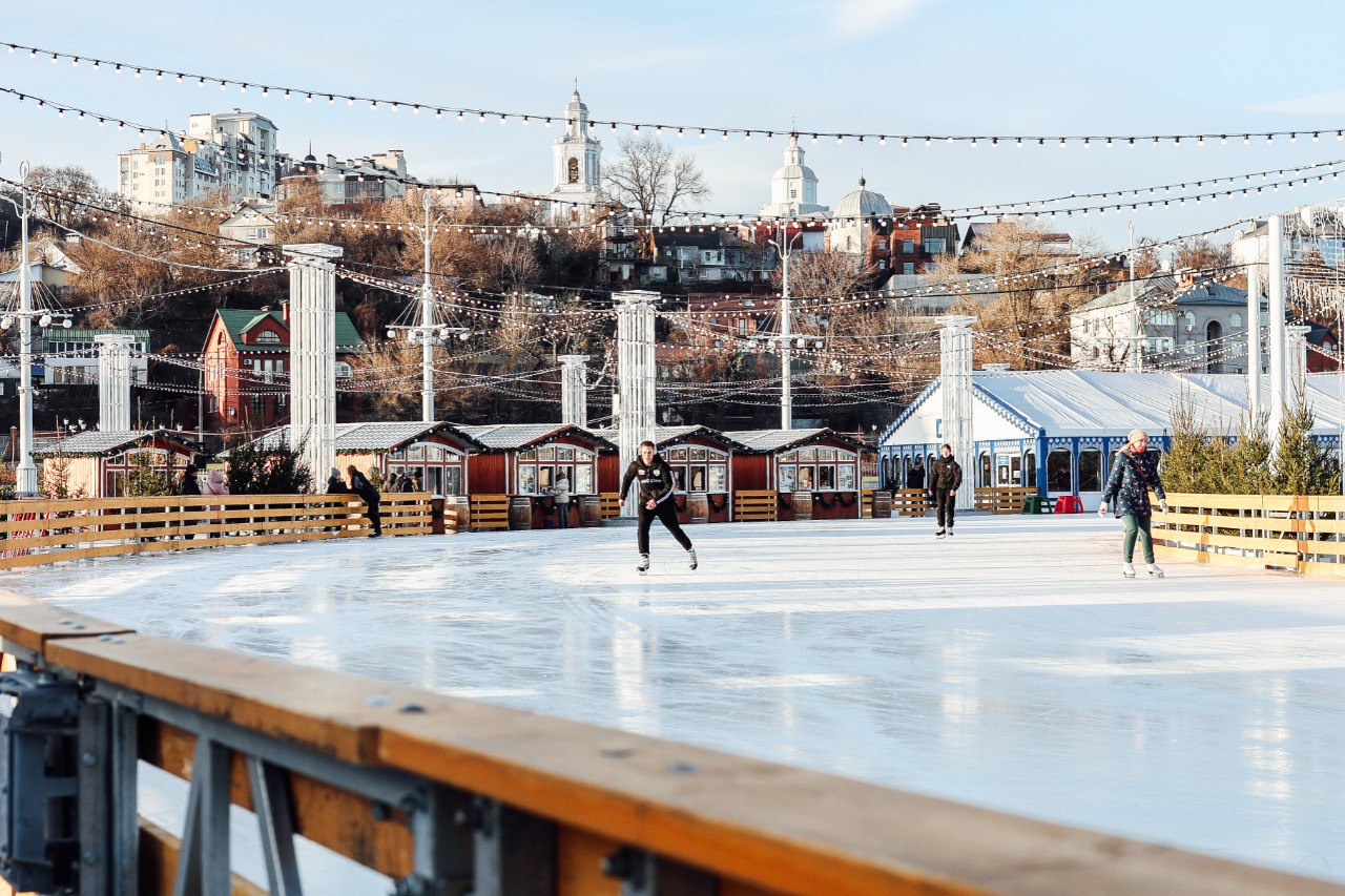 Первый день на ледовой арене Первый день на ледовой арене