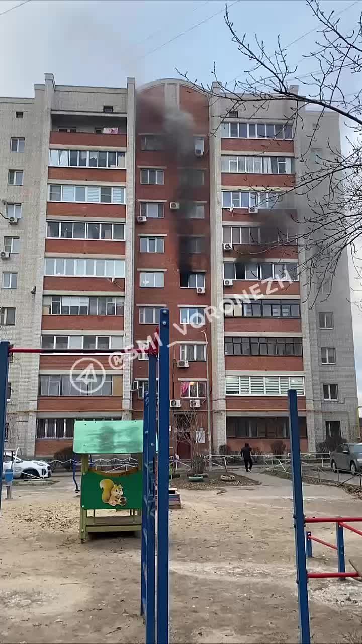 Хозяйку квартиры госпитализировали в больницу после пожара в квартире на Суворова