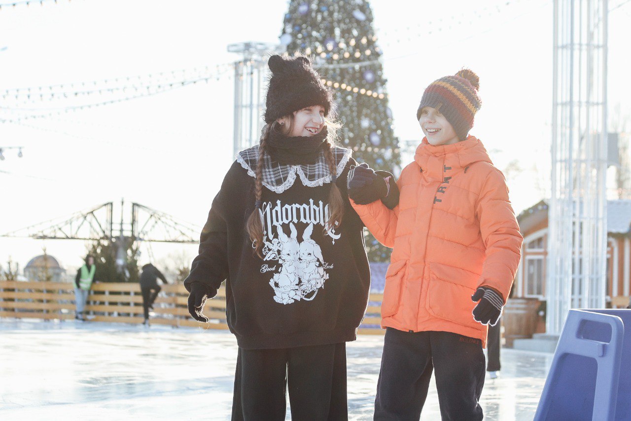 Первый день на ледовой арене Первый день на ледовой арене