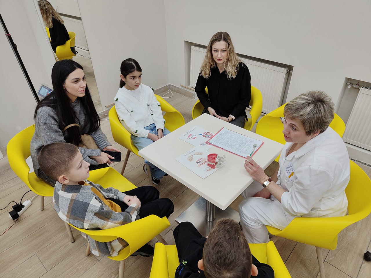 Будьте здоровы!. В минувшую субботу в одном из торгово-развлекательных центров города по инициативе Воронежской городской Думы состоялся медико-патриотический фестиваль «Воронеж поможет» Будьте здоровы!. В минувшую субботу в одном из торгово-развлекательных центров города по инициативе Воронежской городской Думы состоялся медико-патриотический фестиваль «Воронеж поможет»