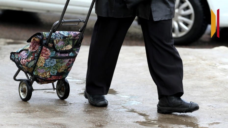 В чем и как ходить по гололеду