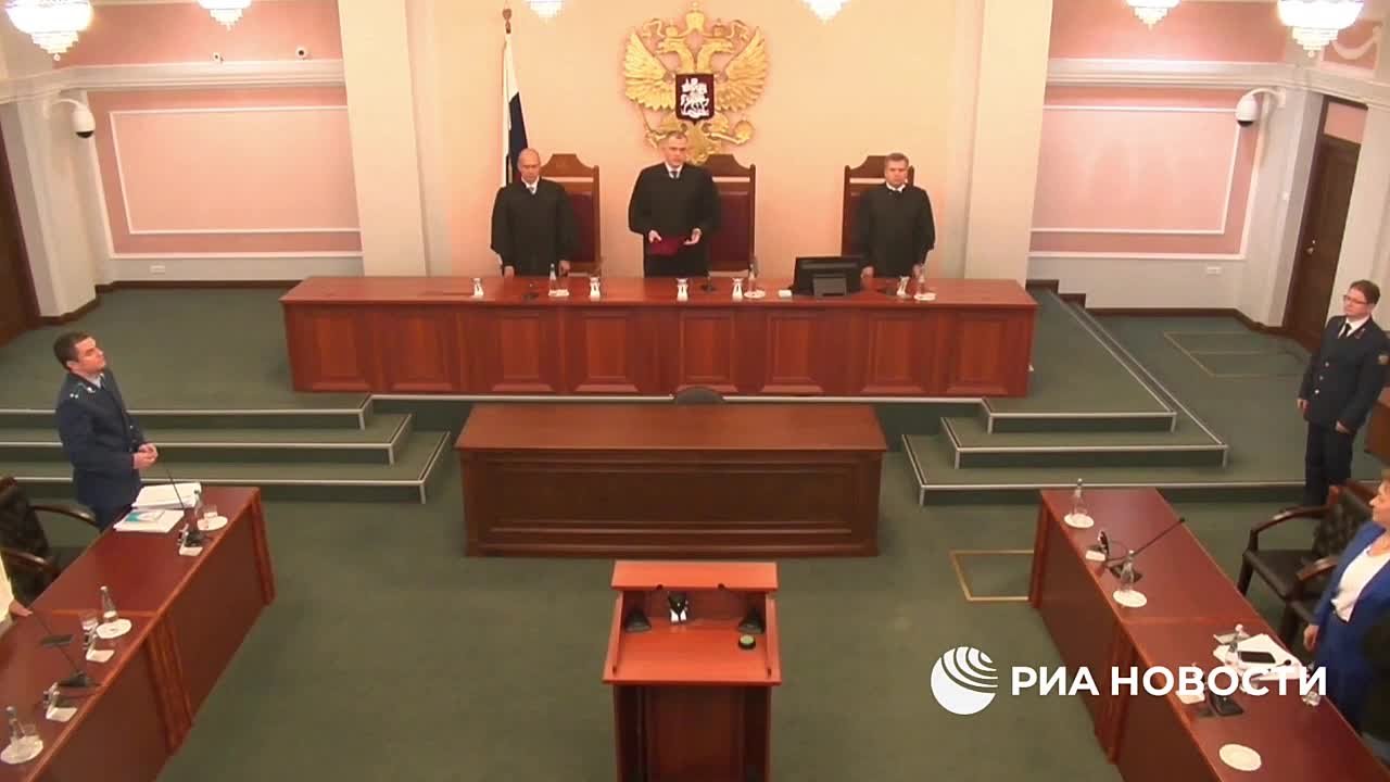 Верховный суд РФ признал право собственности спорной квартиры Ларисы Долиной за покупательницей Полиной Лурье