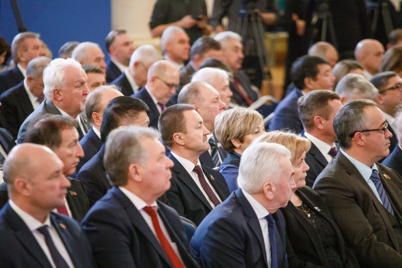 Юрий Матузов принял участие в обсуждении вопросов доступности жилья и развития жилищной инфраструктуры в России Юрий Матузов принял участие в обсуждении вопросов доступности жилья и развития жилищной инфраструктуры в России