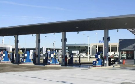 Как следует из отчета Росстата о потребительских ценах на нефтепродукты, по итогам прошедшей недели в Воронежской области подорожала только одна из трех марок бензина, при этом стоимость дизтоплива осталась на прежнем уровне