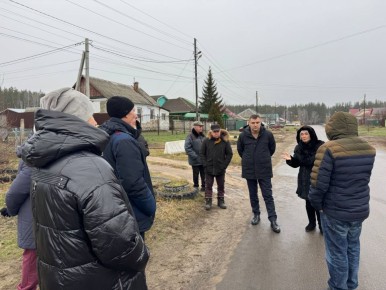 Встретился с жителями микрорайона Никольское