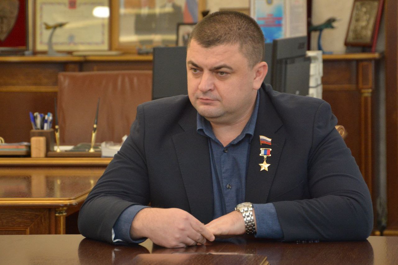 Встретился с участниками и ветеранами СВО, которые проходят обучение в рамках кадровой программы «Герои земли Воронежской»