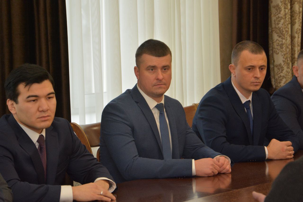 Встретился с участниками и ветеранами СВО, которые проходят обучение в рамках кадровой программы «Герои земли Воронежской» Встретился с участниками и ветеранами СВО, которые проходят обучение в рамках кадровой программы «Герои земли Воронежской»