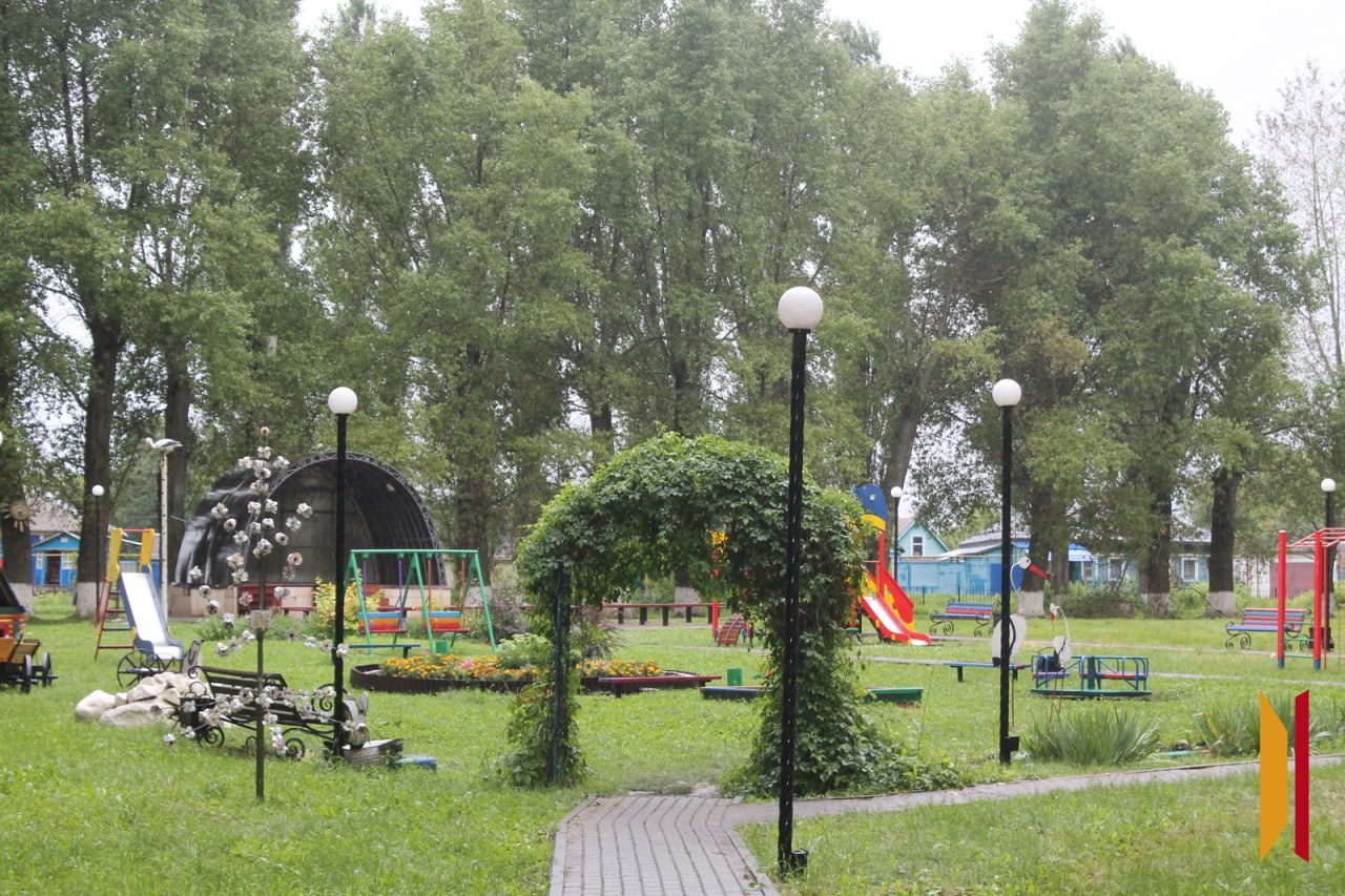 «Идешь во власть, думай прежде всего о людях»: лучший глава хохольского села рассказала о напутствии, которое ей дала мама четверть века назад «Идешь во власть, думай прежде всего о людях»: лучший глава хохольского села рассказала о напутствии, которое ей дала мама четверть века назад