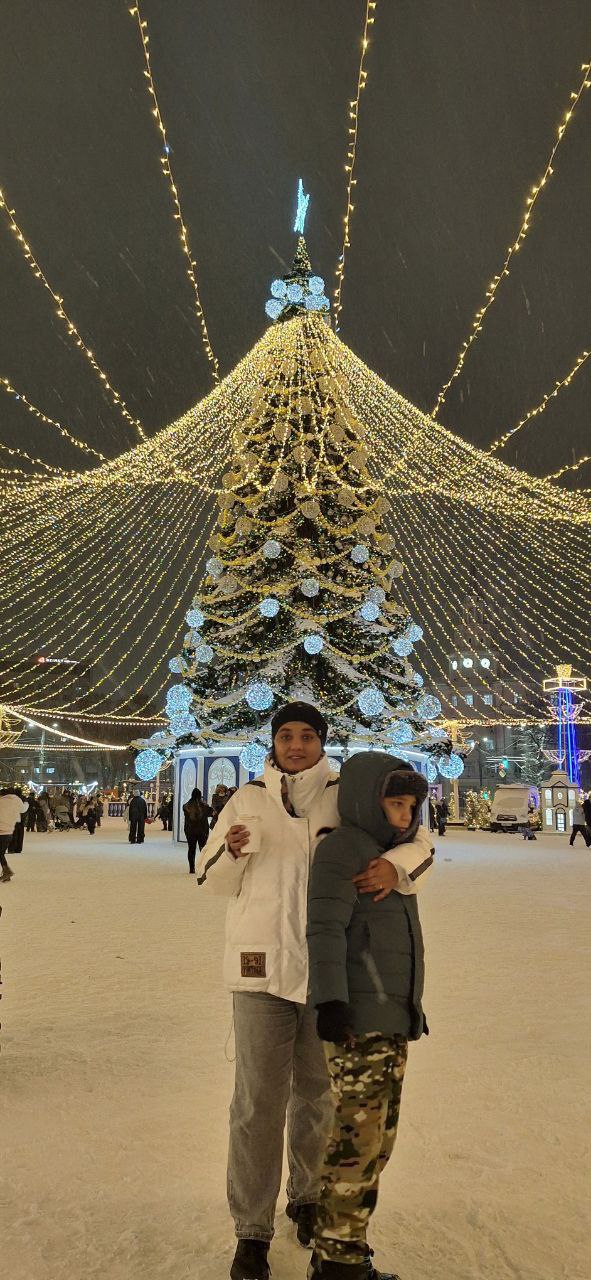 В рамках доброй инициативы "Обними мечту" депутат Воронежской городской думы Михаил Гамбург, Воронежское отделение Всероссийского детского фонда и участники программы «Герои Земли Воронежской» подарили настоящее новогоднее...