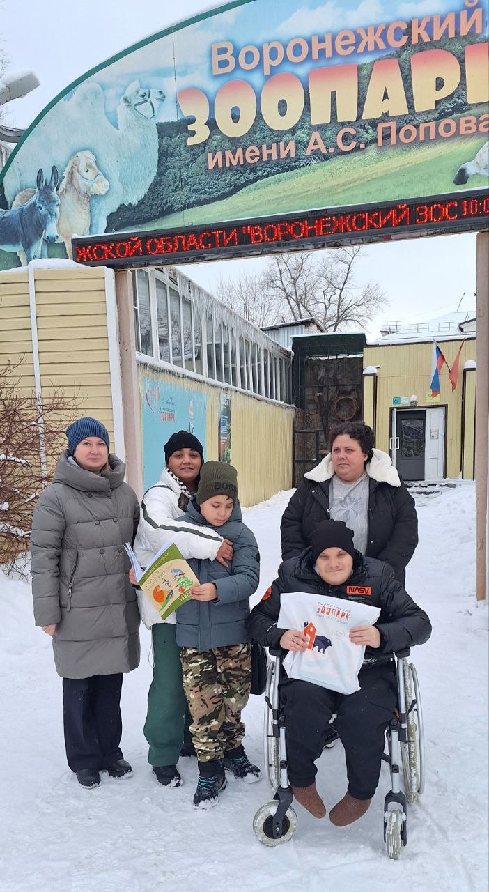 В рамках доброй инициативы "Обними мечту" депутат Воронежской городской думы Михаил Гамбург, Воронежское отделение Всероссийского детского фонда и участники программы «Герои Земли Воронежской» подарили настоящее новогоднее... В рамках доброй инициативы "Обними мечту" депутат Воронежской городской думы Михаил Гамбург, Воронежское отделение Всероссийского детского фонда и участники программы «Герои Земли Воронежской» подарили настоящее новогоднее...