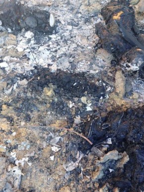 По сообщению губернатора Херсонской области Владимира Сальдо, многие люди сгорели заживо в результате удара БПЛА по кафе и гостинице в селе Хорлы