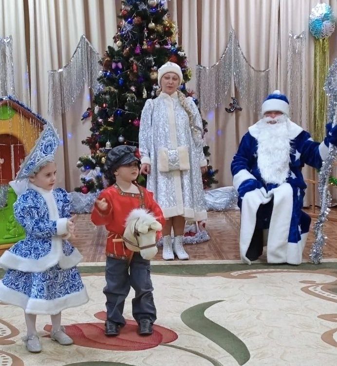 Новогодний праздник для детей прошёл в Воронежском специализированном доме ребёнка Новогодний праздник для детей прошёл в Воронежском специализированном доме ребёнка