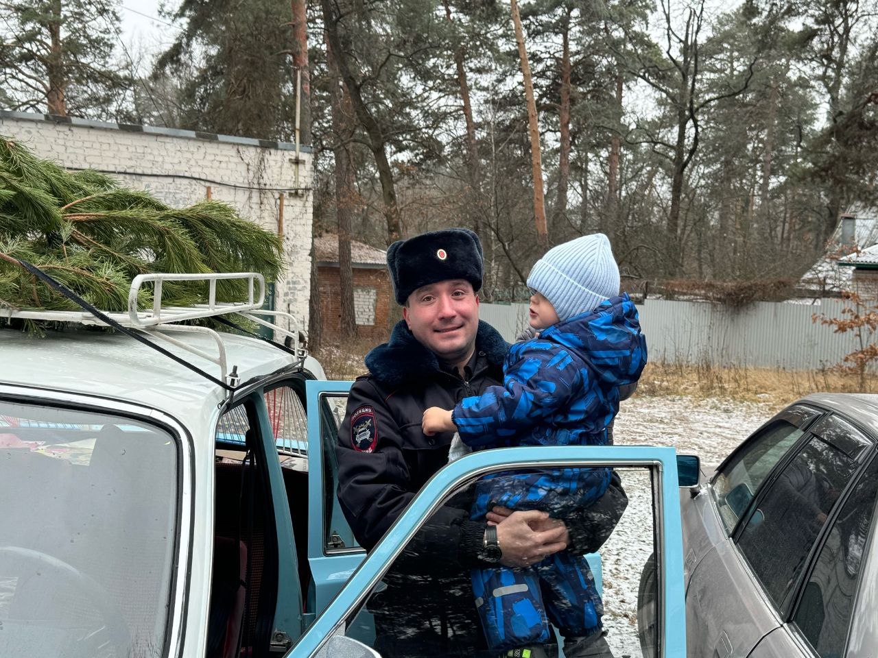 Новогодний праздник для детей прошёл в Воронежском специализированном доме ребёнка Новогодний праздник для детей прошёл в Воронежском специализированном доме ребёнка