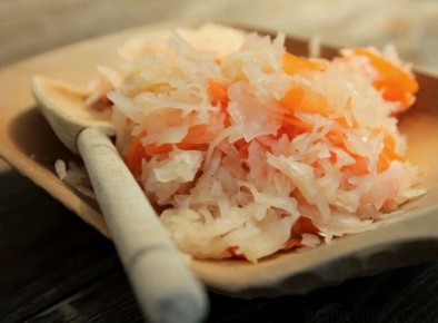 Неочевидные ошибки в хранении квашеной капусты: как сохранить вкус и свежесть на длительное время