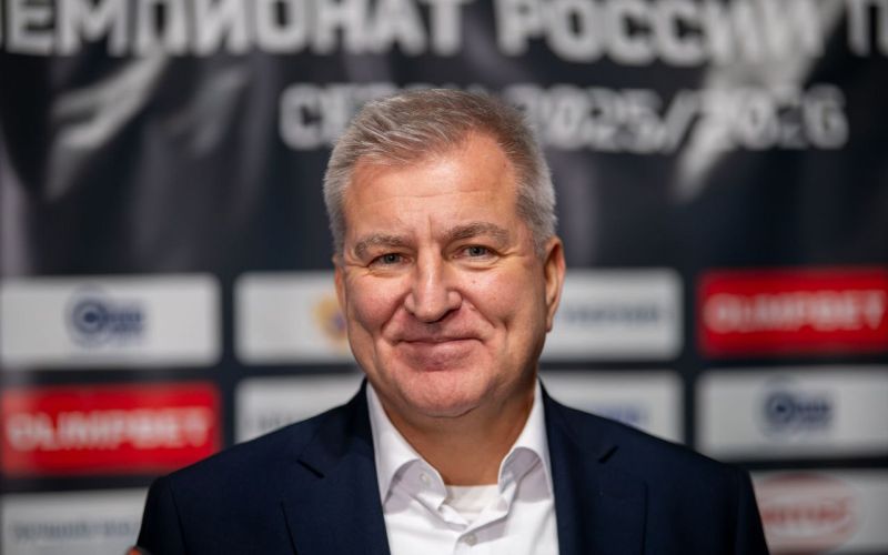 Главный тренер воронежского ХК «Буран» Олег Браташ покинул свой пост