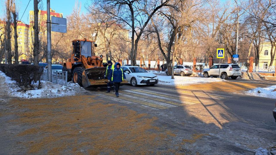 У нас посыпали! Ура! Левобережный район (гимназия №5)