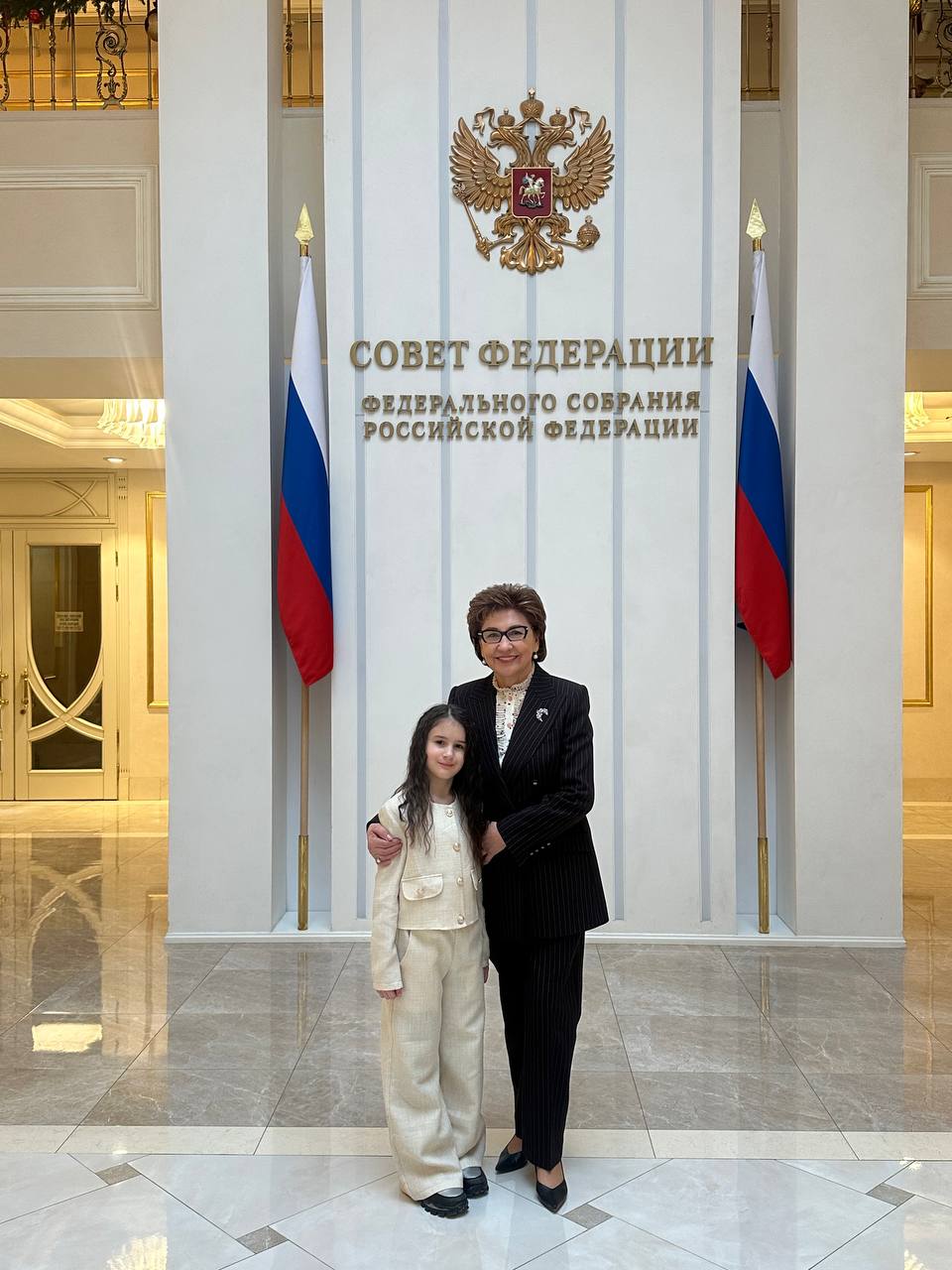 Губернатор Александр Гусев исполнил новогодние желания детей из ЛНР Губернатор Александр Гусев исполнил новогодние желания детей из ЛНР