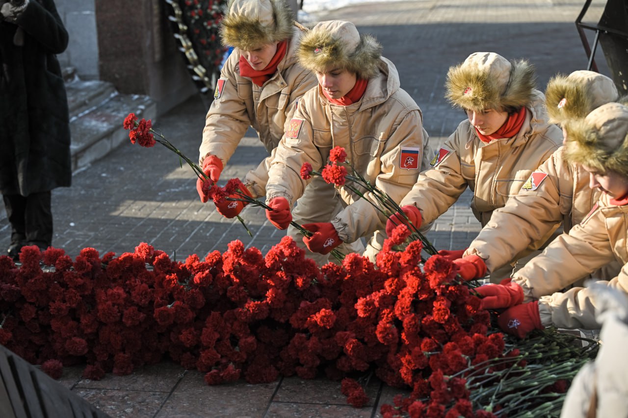 Особая дата: в Воронеже почтили память защитников города в годы Великой Отечественной войны Особая дата: в Воронеже почтили память защитников города в годы Великой Отечественной войны