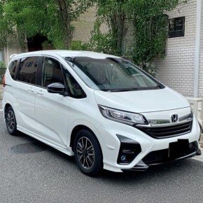 1 400 �.�. Honda Freed, 2021 �.�