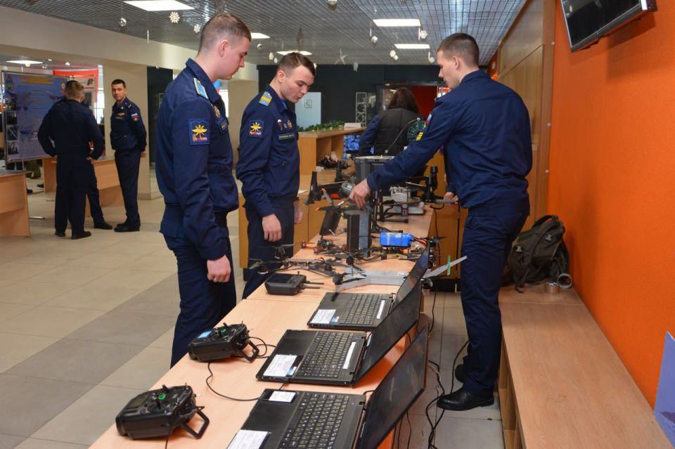 ������ �������� ������ ������� � ������������� ����� ��������