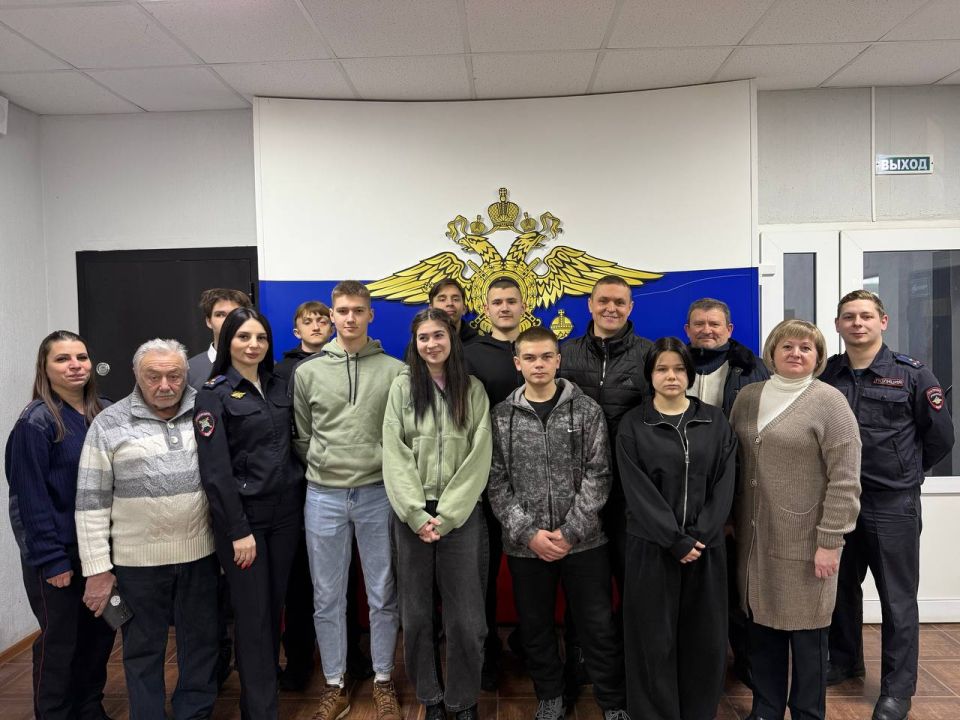 ������������� ��������� ����� ������������� ������