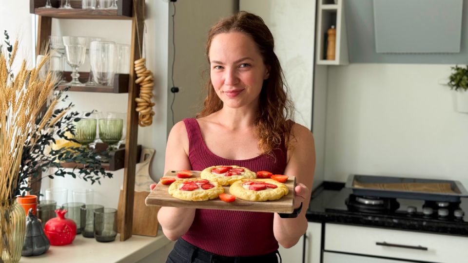 Зимний смузи за 2 минуты: полезный и яркий перекус