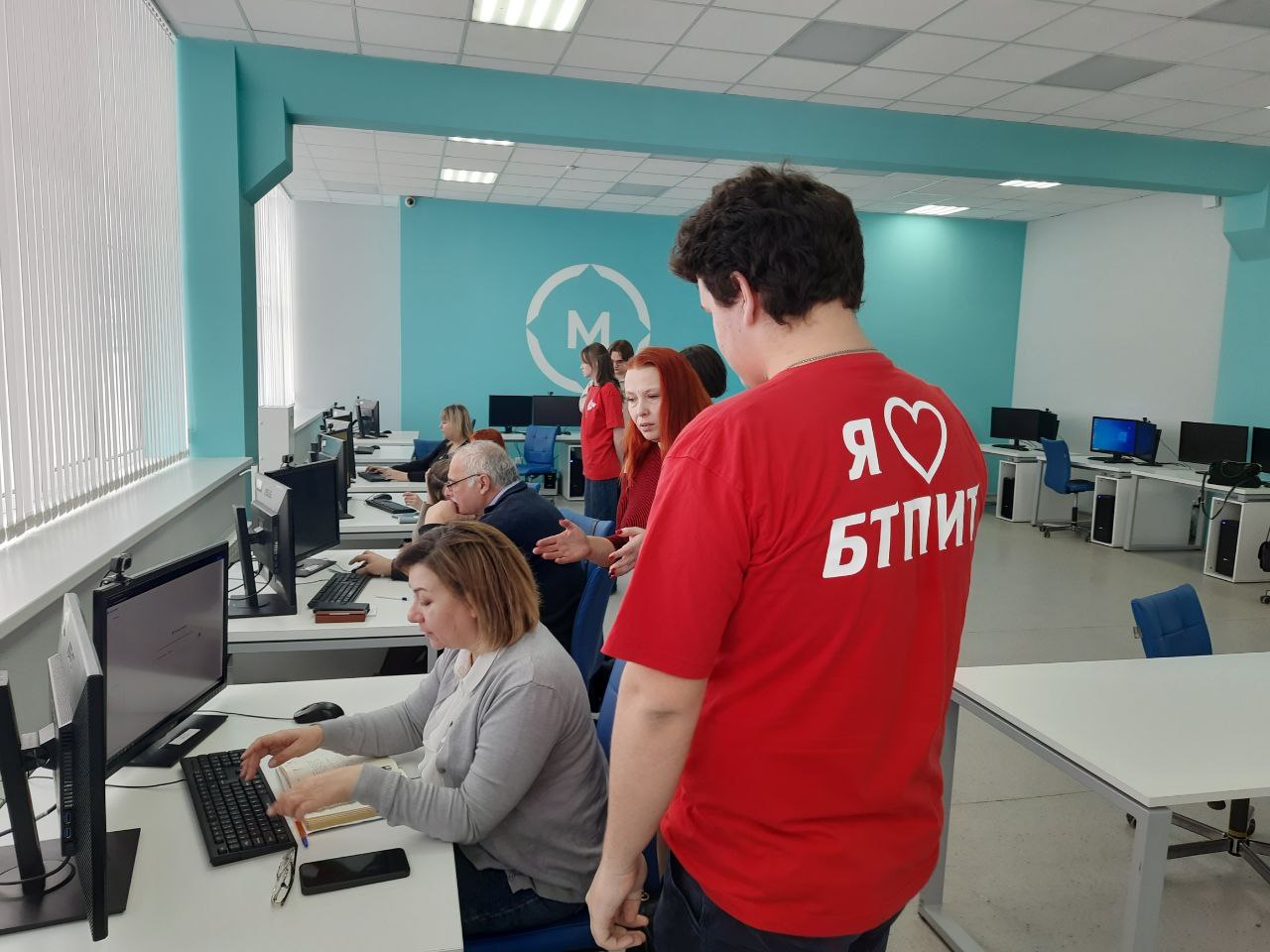 Как правильно использовать ИИ в медиаработе организаторов выборов? Как правильно использовать ИИ в медиаработе организаторов выборов?