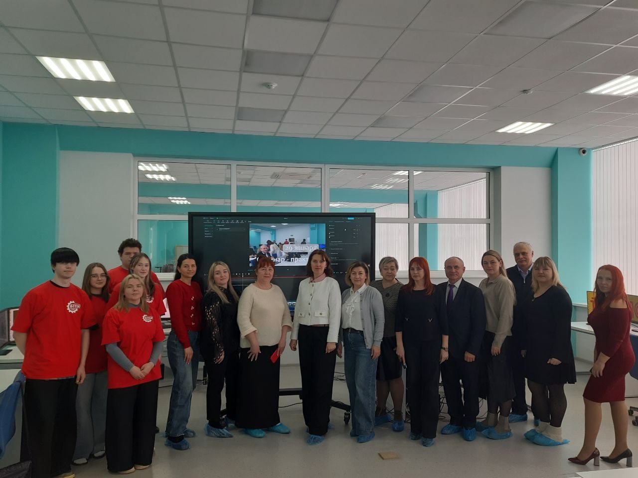 Как правильно использовать ИИ в медиаработе организаторов выборов? Как правильно использовать ИИ в медиаработе организаторов выборов?