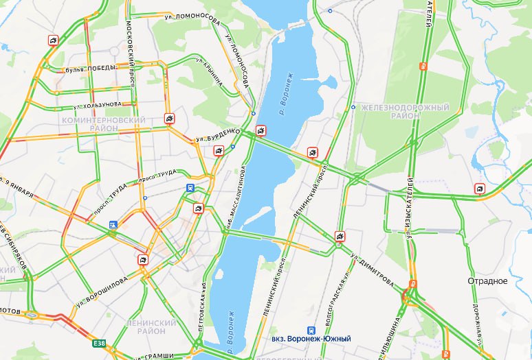 Кажется, в Воронеже сегодня отмечается День жестянщика