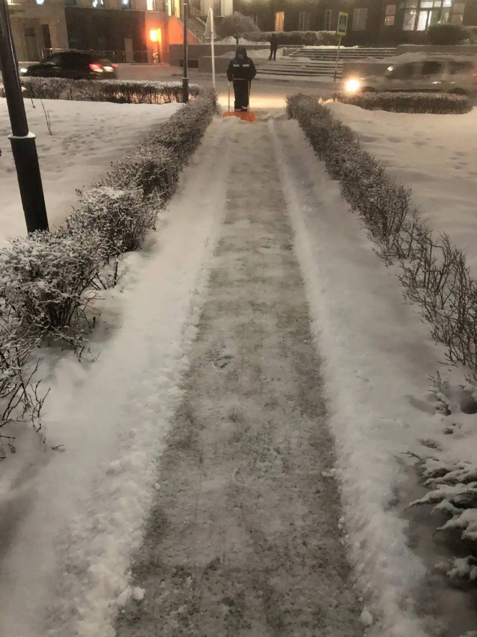 Прокуратурой Новоусманского района в ходе проверки исполнения законодательства в сфере ЖКХ установлено, что работы по расчистке улиц от снега и наледи, посыпке песком дорог и тротуаров на территории сельских поселений...