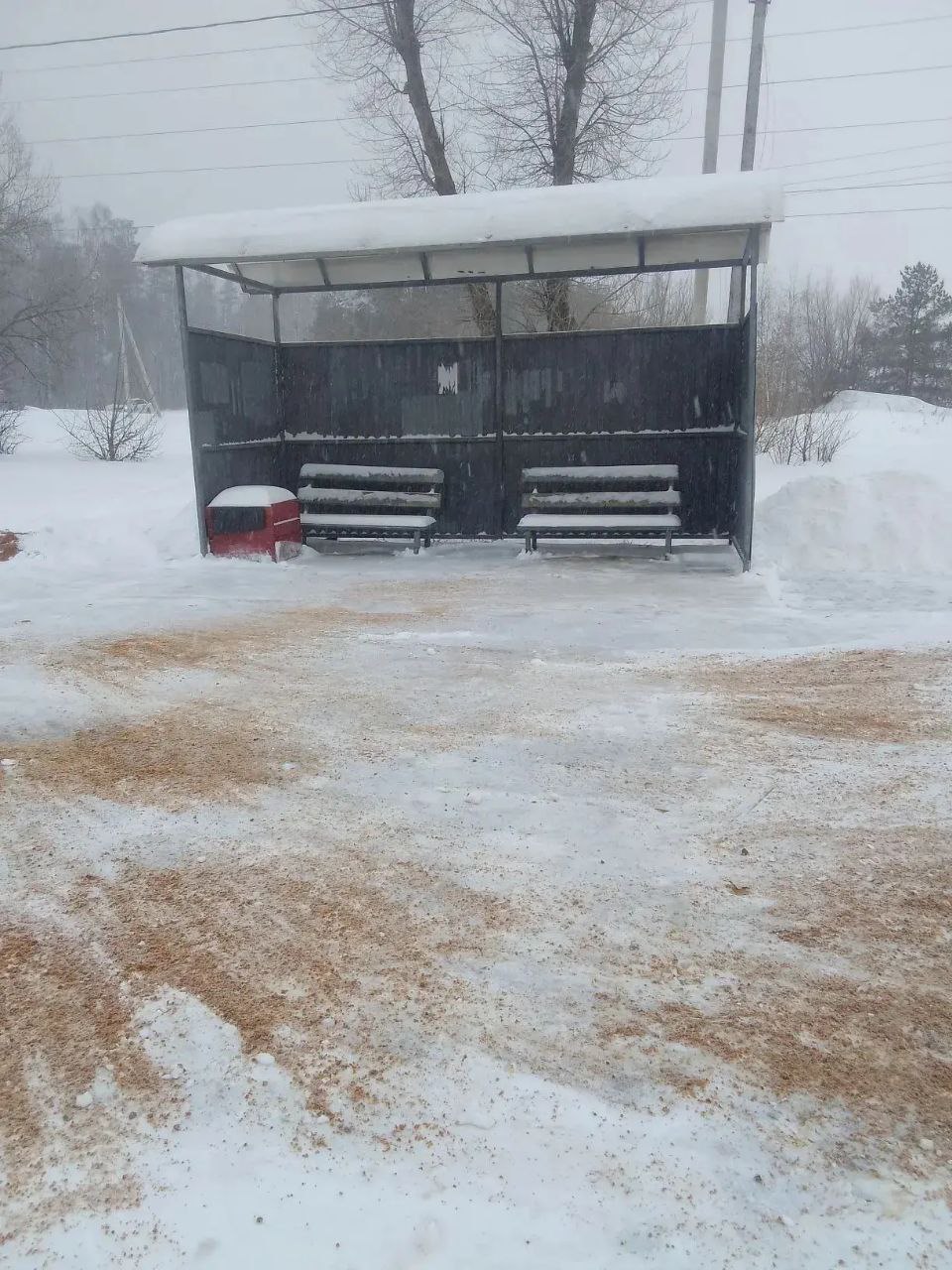 Снег не ждет: активно очищаем территорию микрорайонов Советского района! Снег не ждет: активно очищаем территорию микрорайонов Советского района!