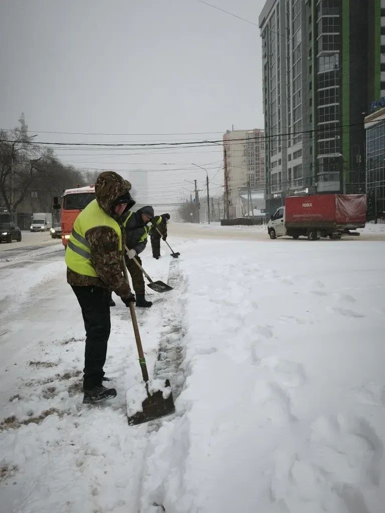 #уборка_Воронежа. Работы по уборке от снега идут на всей территории города #уборка_Воронежа. Работы по уборке от снега идут на всей территории города
