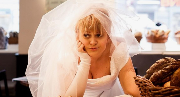 Как Анна Михалкова нашла себя после побега со свадьбы и похудения на 15 кг