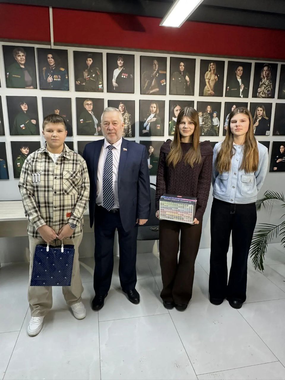 Принял участие во Всероссийской акции «Ёлка желаний» Принял участие во Всероссийской акции «Ёлка желаний»