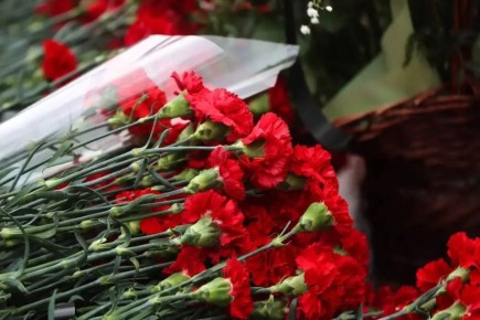 ����� �������� ������ ������ � ������������ ��������� ���� ������ �������� ���������� �� ������ ��� ������ � ���������, ����������� ��������� ���� �� ��������� ���������: