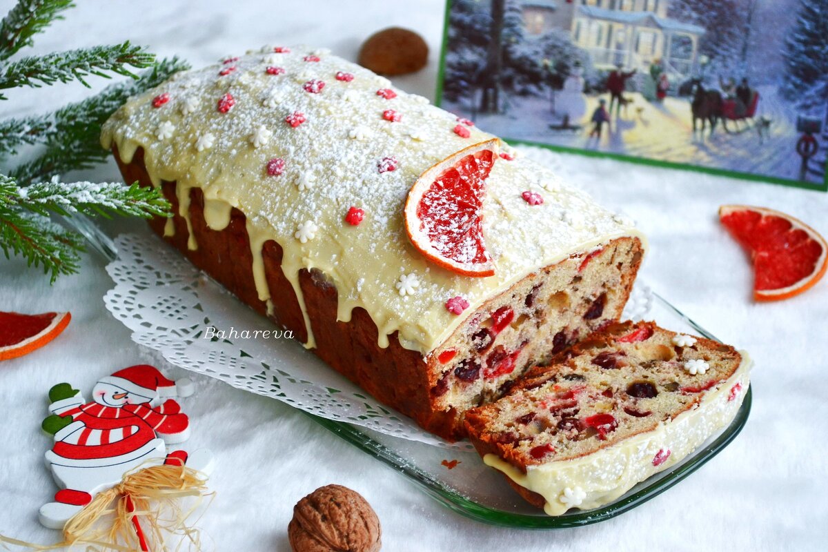 Нежный рождественский кекс с ягодами и нотками коньяка
