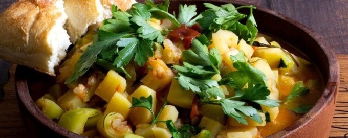 Овощное чахохбили: классика грузинской кухни в новом свете