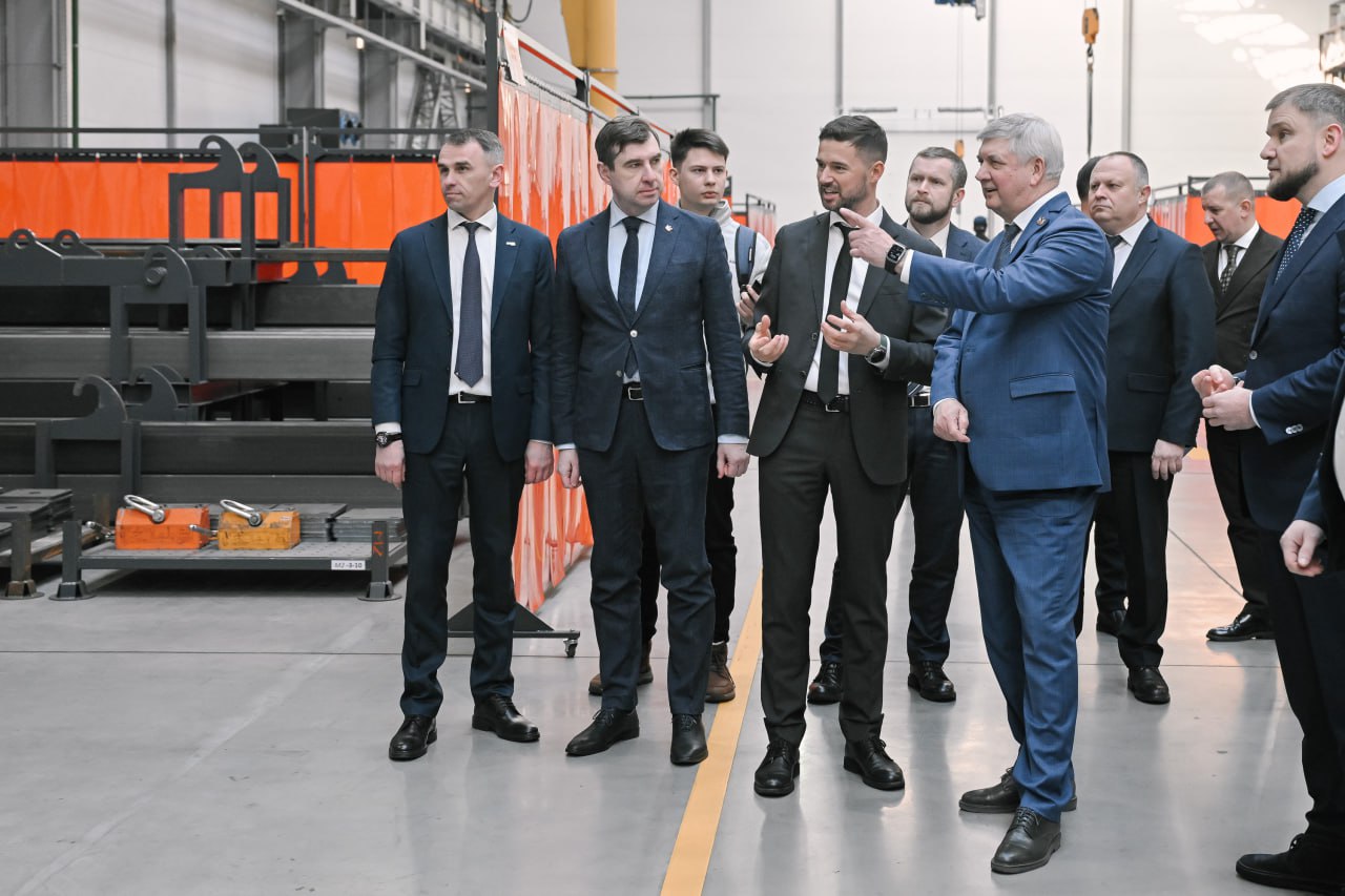 В Воронеже запущено новое производство современной прицепной техники для АПК В Воронеже запущено новое производство современной прицепной техники для АПК