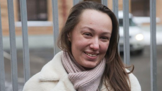 Певица Лариса Долина и её адвокат заявляют о победе в споре о квартире, но факты говорят иное