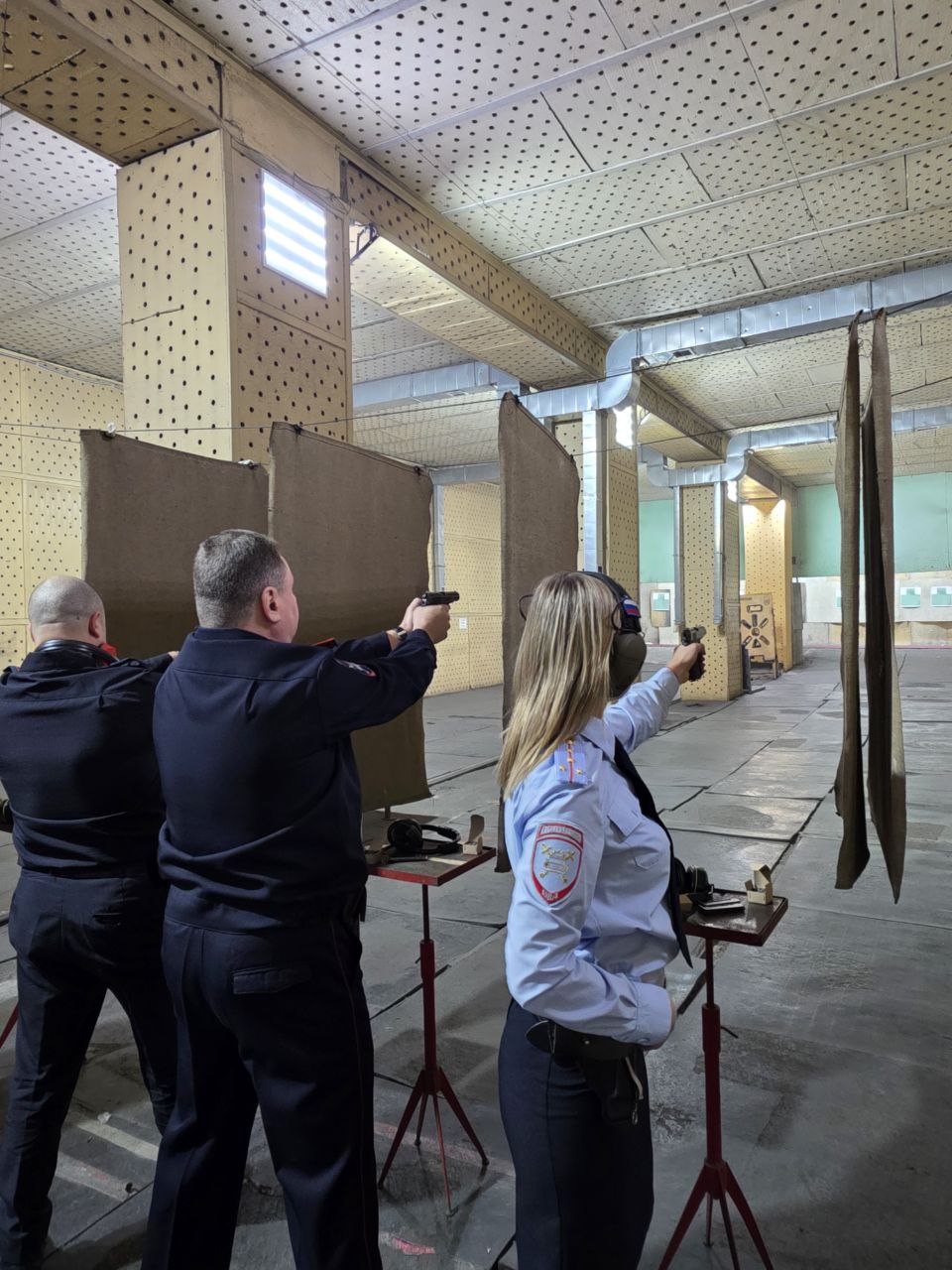 В Воронеже прошли соревнования по стрельбе среди сотрудников полиции В Воронеже прошли соревнования по стрельбе среди сотрудников полиции