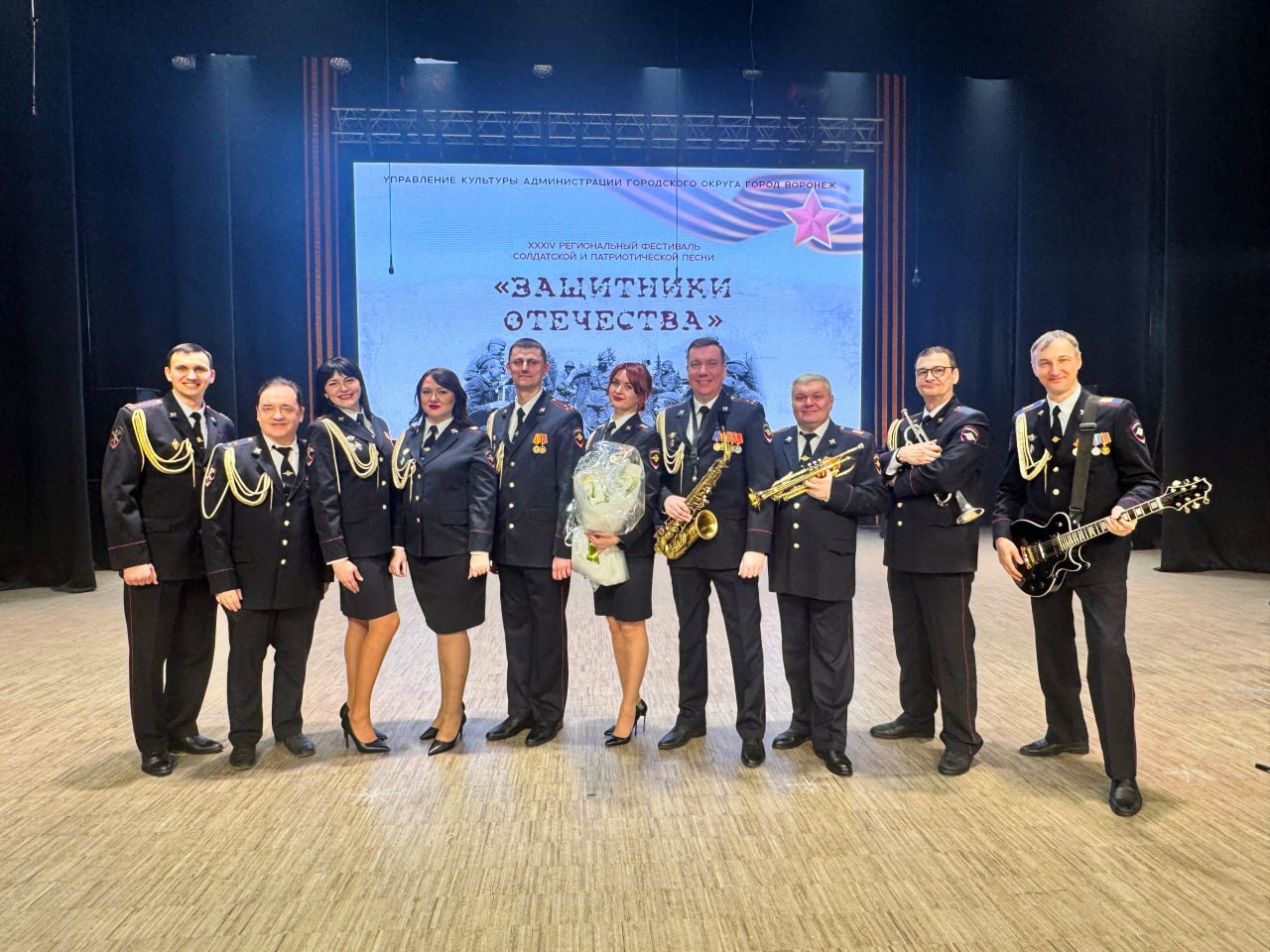 В Воронеже прошел праздничный концерт «На страже Родины» В Воронеже прошел праздничный концерт «На страже Родины»